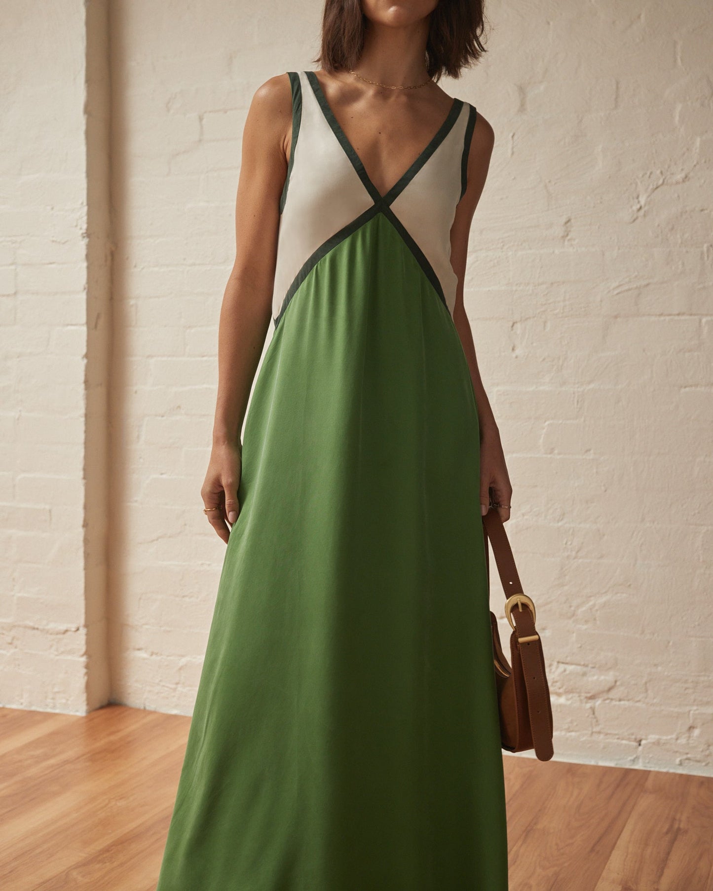 Katelyn™ | Lightweight V-Neck Maxi Dress