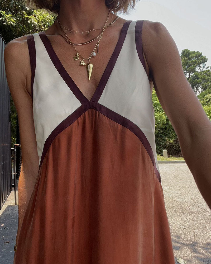 Katelyn™ | Lightweight V-Neck Maxi Dress